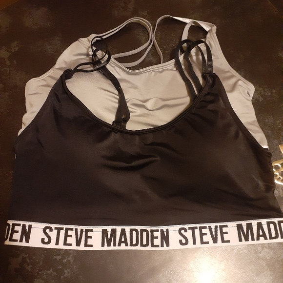 NWOT Women's 2 Pack Steve Madden Sports Bras. - Picture 3 of 6